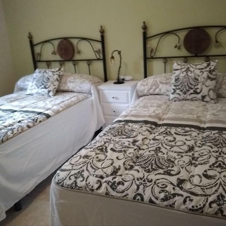 טרוחיו Apartamento Turistico La Victoria מראה חיצוני תמונה