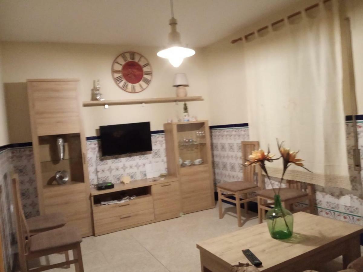 טרוחיו Apartamento Turistico La Victoria מראה חיצוני תמונה